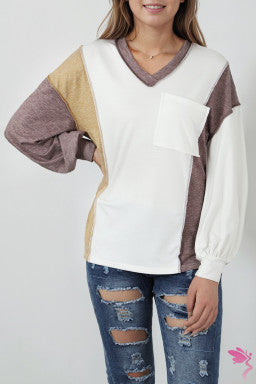 White color block, patchwork exposed seam knit top ￼