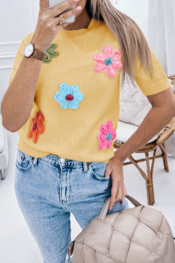 Cute Flower Applique Short Sleeve Sweater